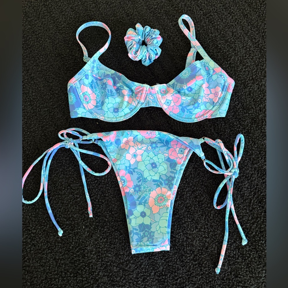 Kulani Kinis bikini set in Pocket Locket print